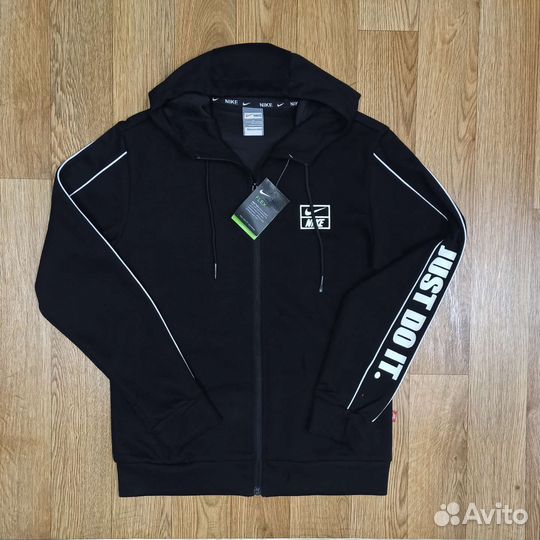 Спортивный костюм мужской