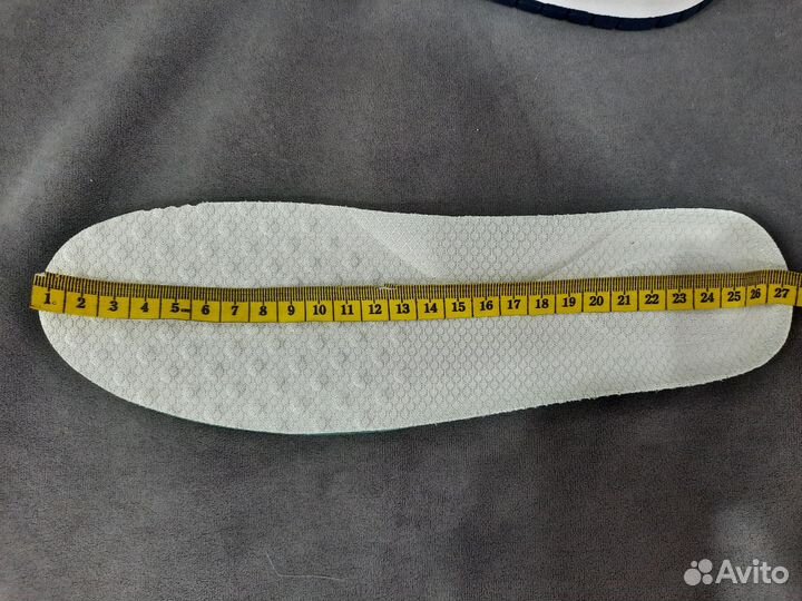 Кроссовки подростковые