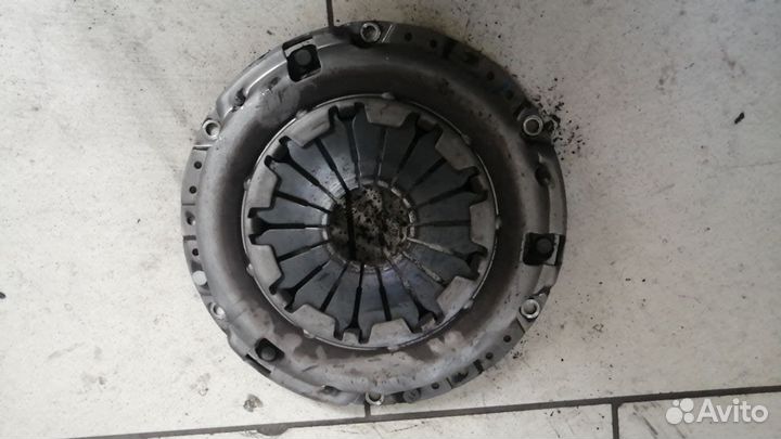 Комплект корзина сцепление маховик Nissan Tiida