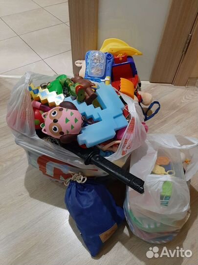 Детские игрушки пакетом для мальчика и девочек