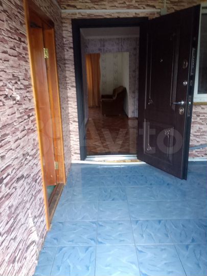 3-к. квартира, 90 м², 1/1 эт.