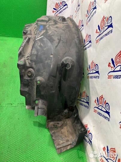 Подкрылок (локер) передний правый Land Rover Range