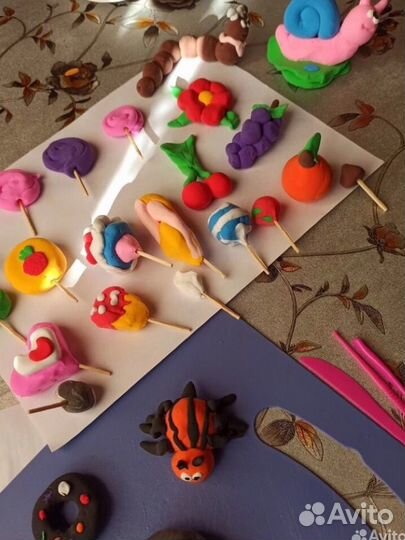 Фигурки дочери из пластилина