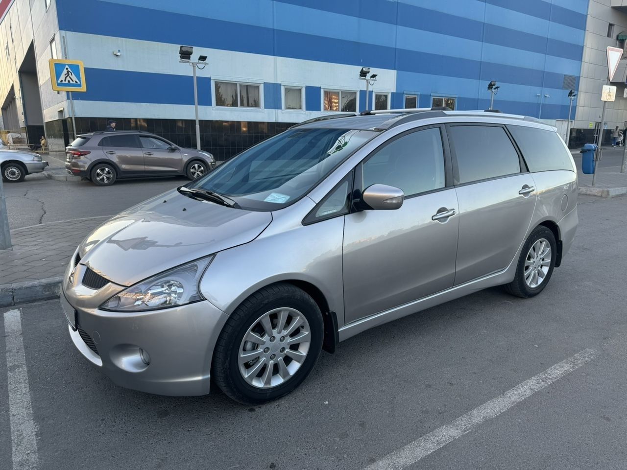 Mitsubishi Grandis