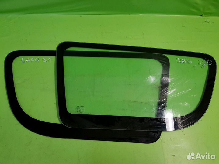 Задняя правая форточка Лада Ларгус