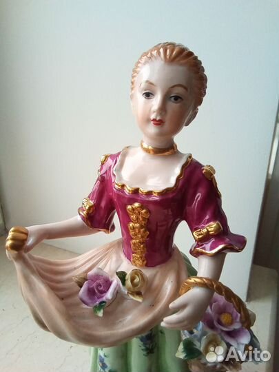 Дрезденский фарфор, цветочница