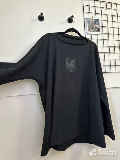 Лонгслив Vultuter & Yeezy (Стиль 2024)