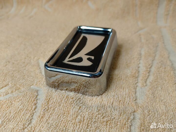 Эмблема Ваз 21011 (2121)