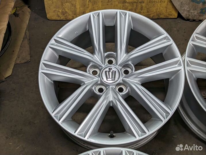 Оригинальные диски Toyota. 5*114,3