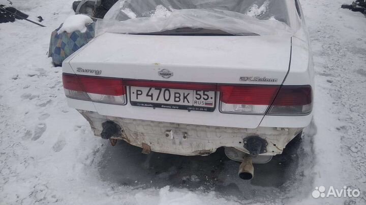 Крыло заднее правое и левое nissan sunny b15