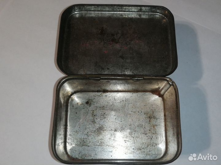 Жестяная банка 