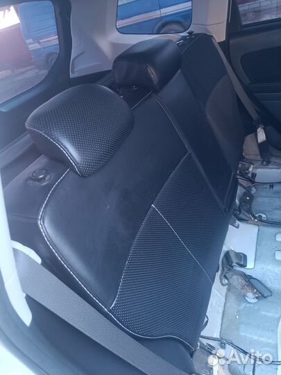 Авточехлы на субару форестер 4