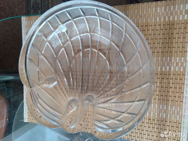 Вазы,маслёнка,сахарница,стаканы,стопки,др хрусталь