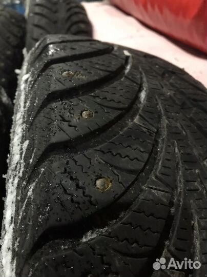 Goodyear UltraGrip Extreme 185/65 R15 88T