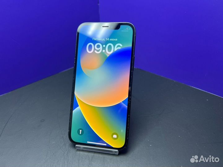 iPhone 12, 64 ГБ