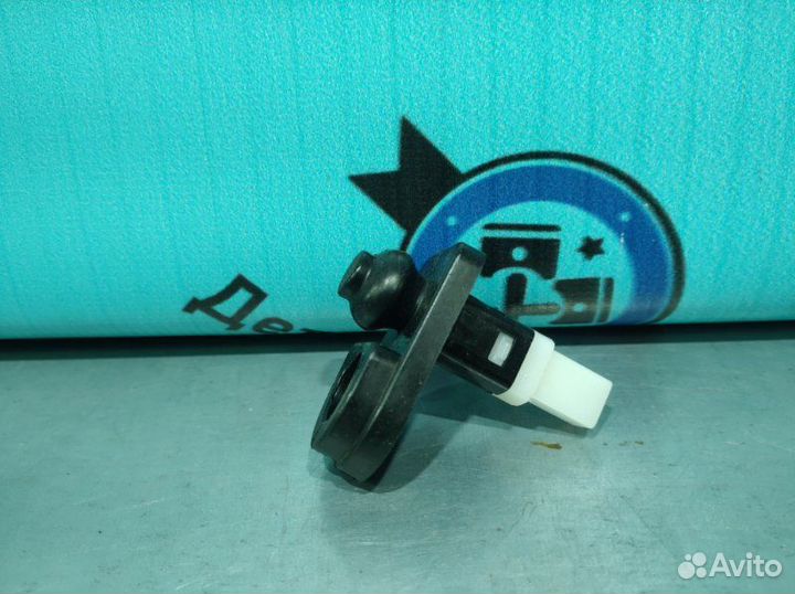 Концевик двери Hyundai Solaris 2 1.4