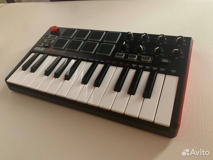 Миди клавиатура akai mpk mini