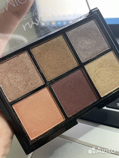 Тени Nyx cosmic metals