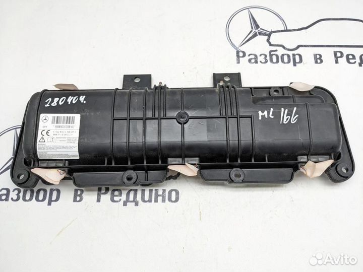 Подушка безопасности коленная w166 ML-class 642