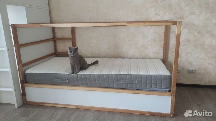 Кровать икеа кюра