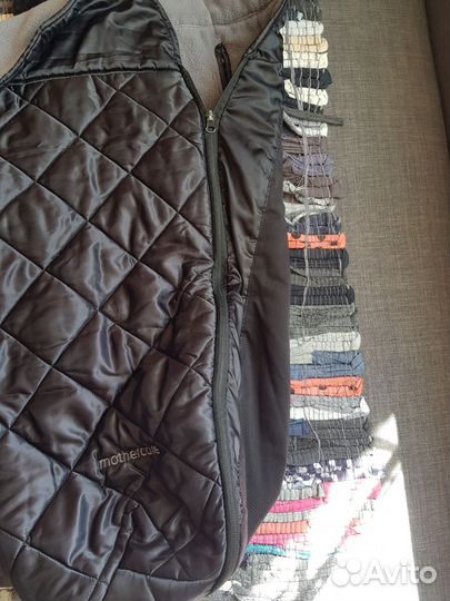 Зимняя накидка на ножки в коляску