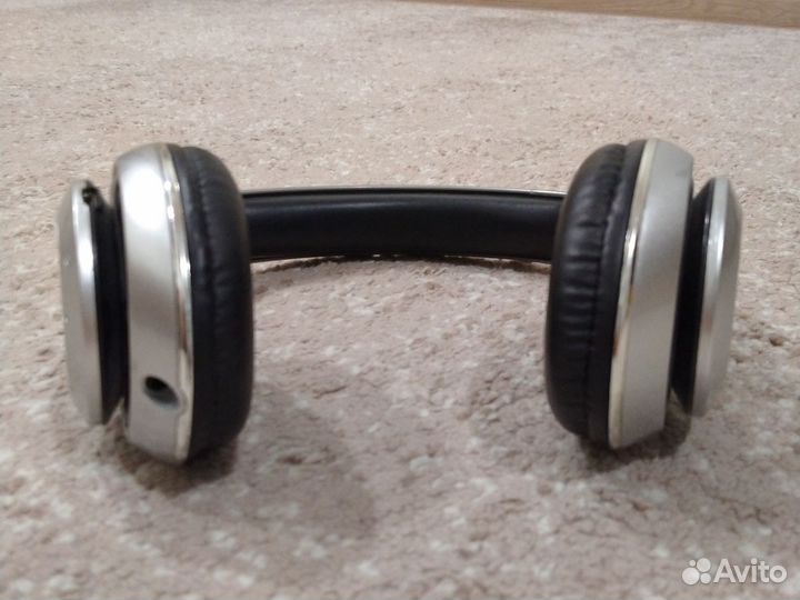 Беспроводные наушники