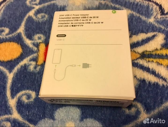 Оригинальная зарядка для айфона 20w в коробке