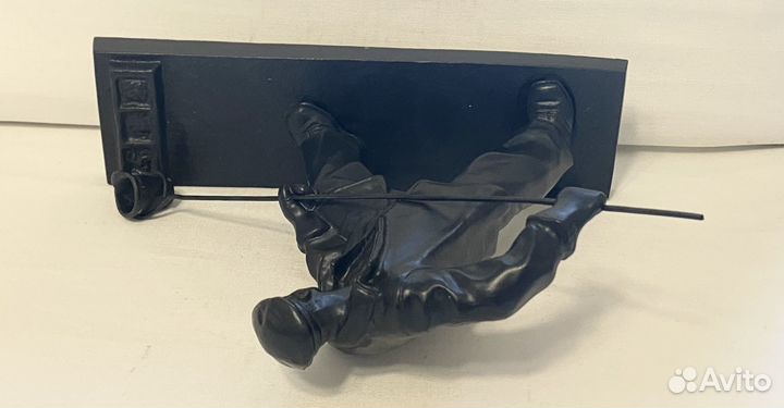 Чугунное литьё касли. Статуэтка Литейщик