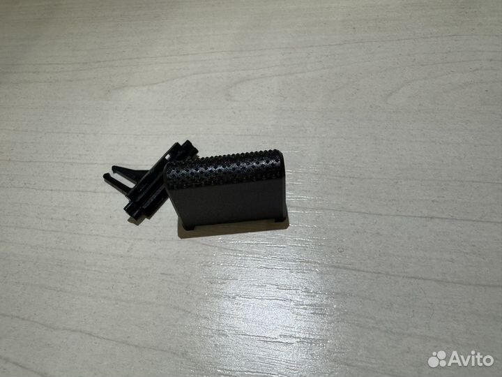 Язычок дефлектора Porsche Macan 2018-2024гг