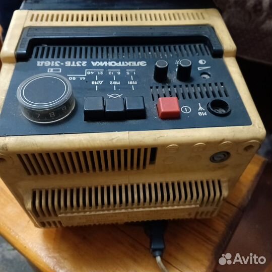 Телевизор электроника 23тб 316д