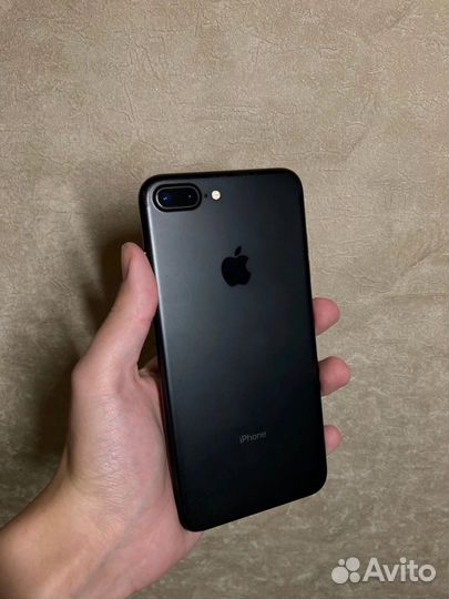 Телефон iPhone 7 plus