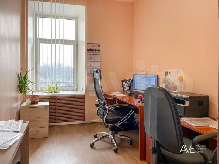 Видовой офис на Приморском 4