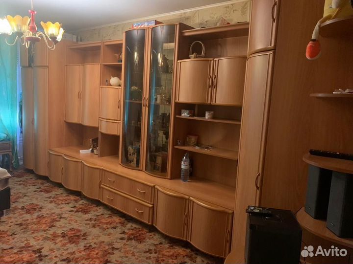 Стенка в гостиную