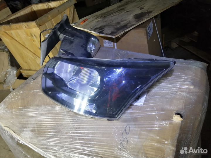 Фара левая Ford Transit с 2014