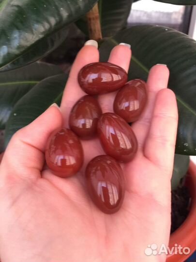 Шары яйца из натурального камня