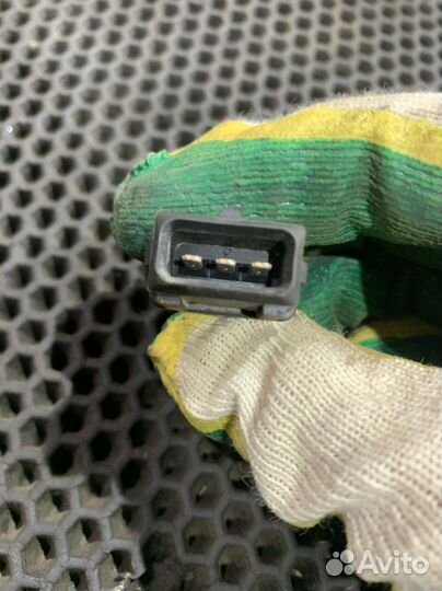 Датчик положения коленвала Чери Фора A21 Chery