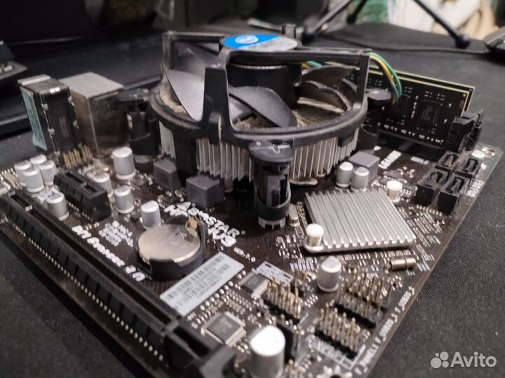 Материнская плата с процессором i5 2300