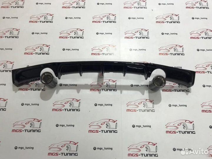 Диффузор BMW F30 Черный глянец 1x1 + Akrapovic