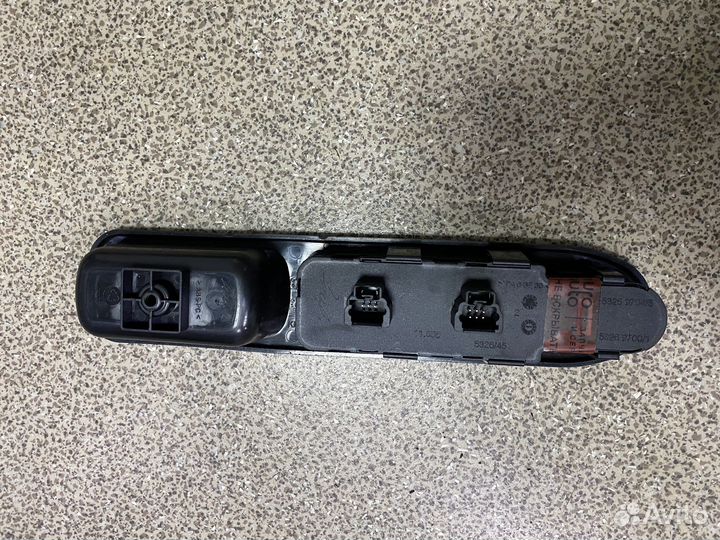 Блок кнопок стеклоподъемников peugeot 307