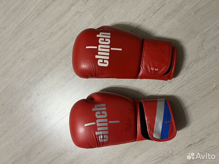 Перчатки clinch 12oz