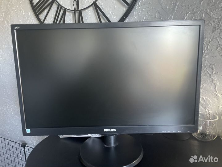 Монитор Philips