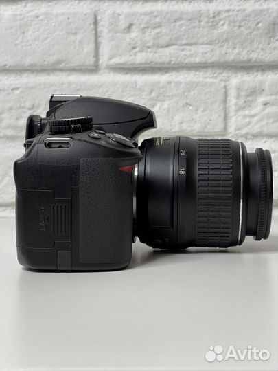 Nikon D3100 kit 5618 кадров