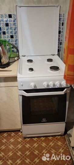 Газовая печь с духовкой