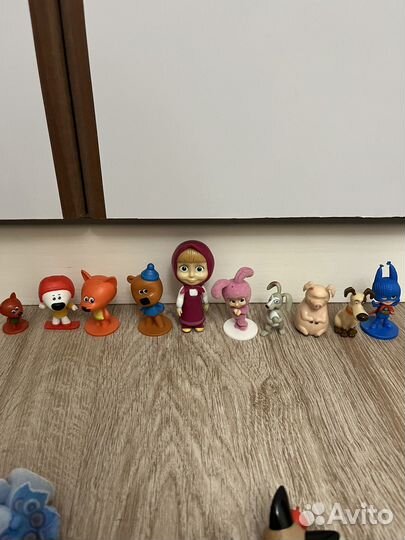 Пакетом игрушки из свитбокс, киндер и тд