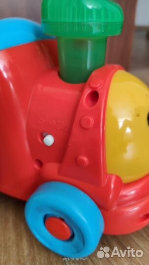 Паровозик Ученого щенка от Fisher Price