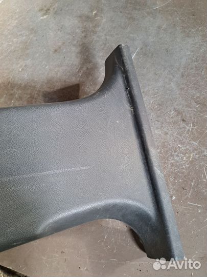 Обшивка стойки Audi A6 C6