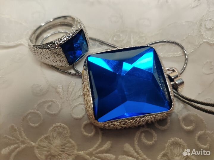 Украшения Jenavi (вставки Swarovski)