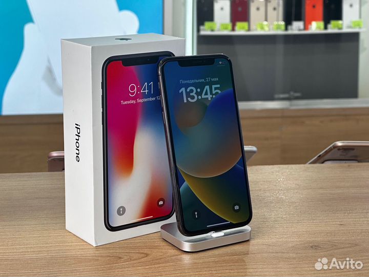 iPhone X, 64 ГБ