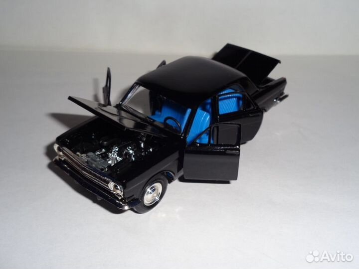 Газ-24 Волга чёрная модель автомобиля 1:43