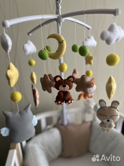 Мобиль музыкальный для детской кроватки